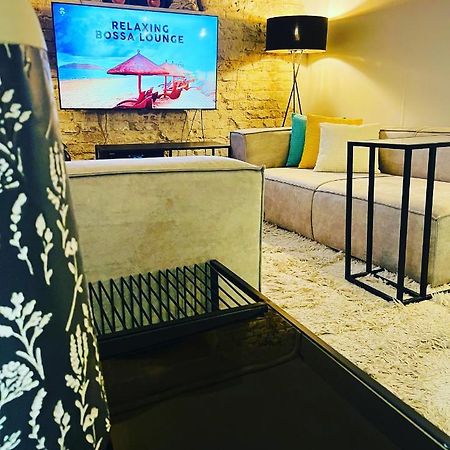 Ofek'S Place - Midtown Tlv Tel Aviv Bagian luar foto